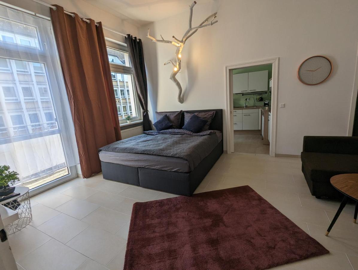 Schoenes Apartment Mitten In Der Stadt III Кобленц Екстериор снимка