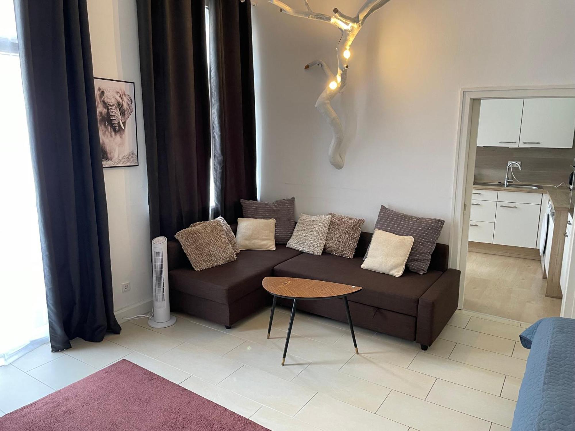 Schoenes Apartment Mitten In Der Stadt III Кобленц Екстериор снимка